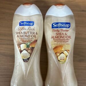 Cream and White Body Wash with Moisturizing Features